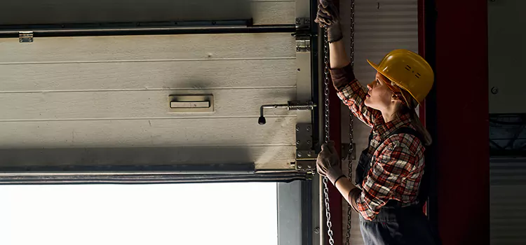 Addressing Common Garage Door Stoppage Issues in Palestine, TX